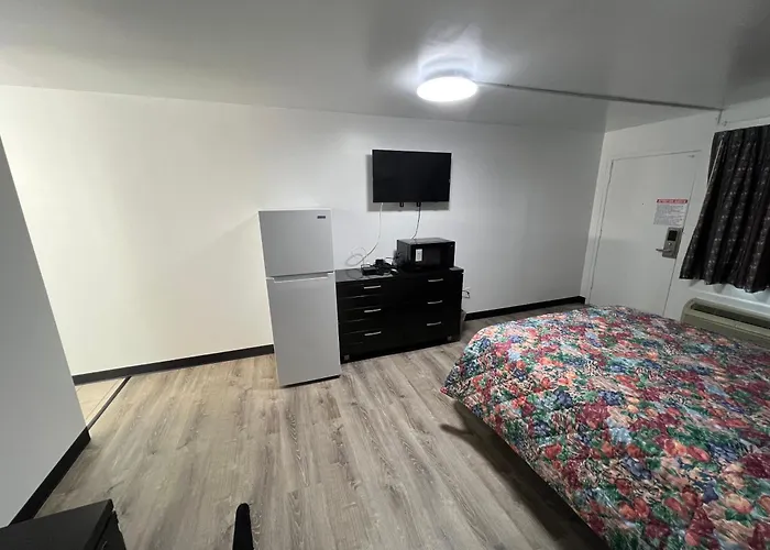 Motel Economy 2*
