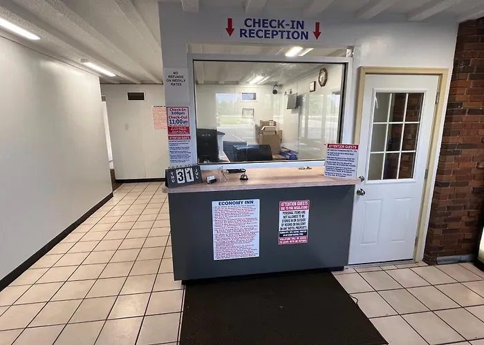 Economy Motel 2*
